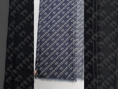 जीन्स जैक्वार्ड टी 5001